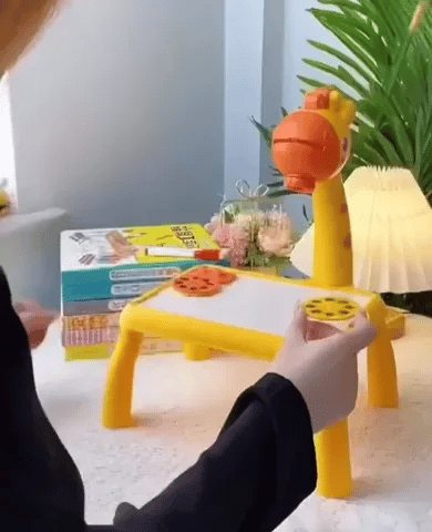Educational Drawing LED Art Projector Table